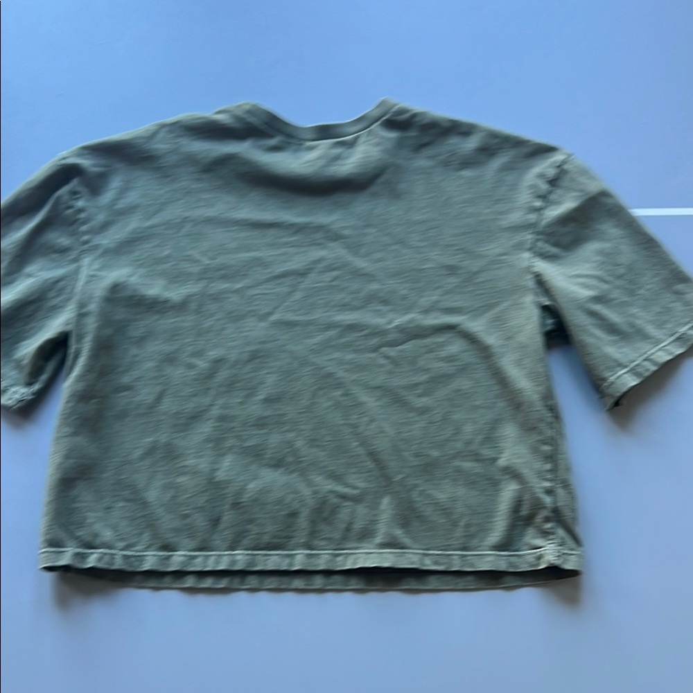 Green Cropped T-Shirt - Picture 4 of 4